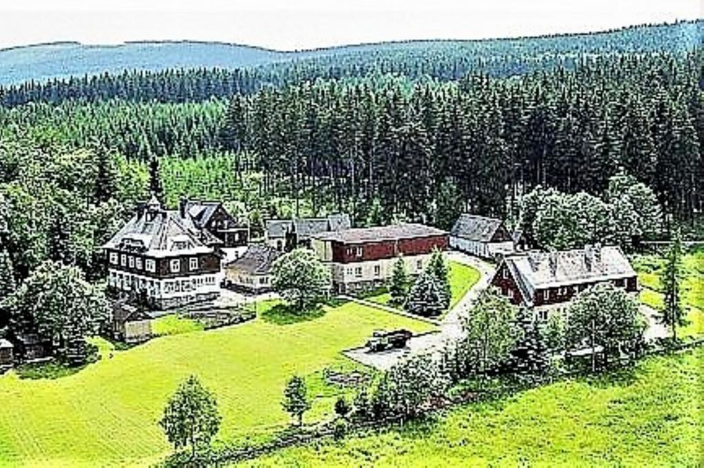 Erzgebirgshof Bethlehemstift Hotel Neudorf-Bornstein Buitenkant foto